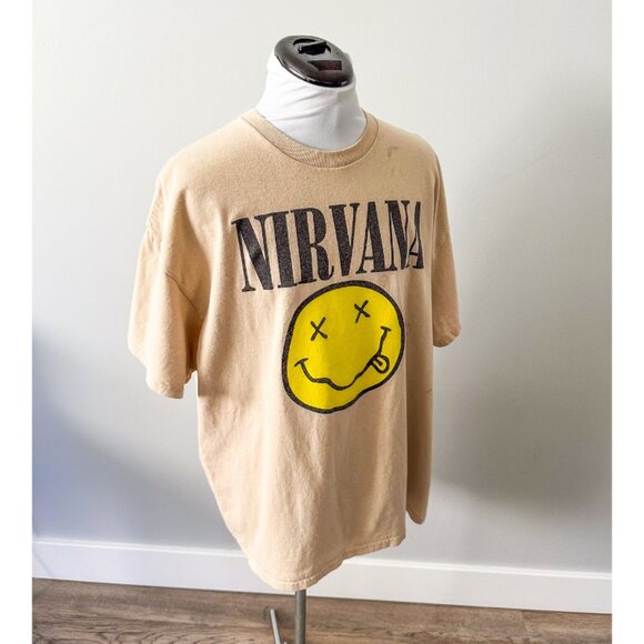 Nirvana Grunge Tee - Picture 7 of 10